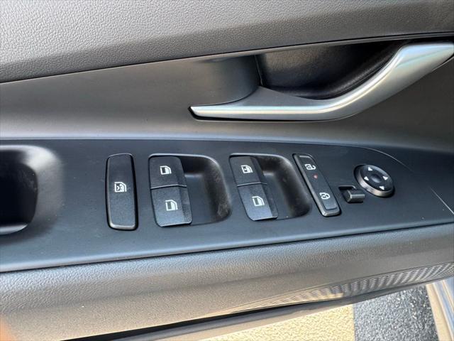 Photo of 2025 Fluid Metal Hyundai ELANTRA