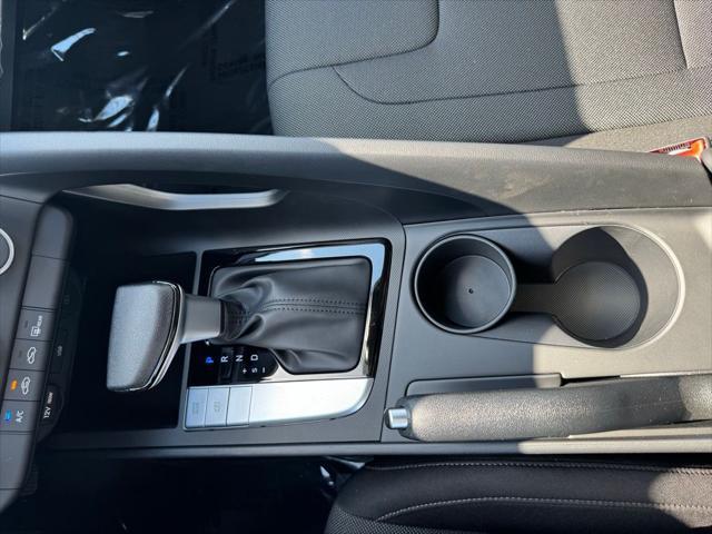 Photo of 2025 Fluid Metal Hyundai ELANTRA