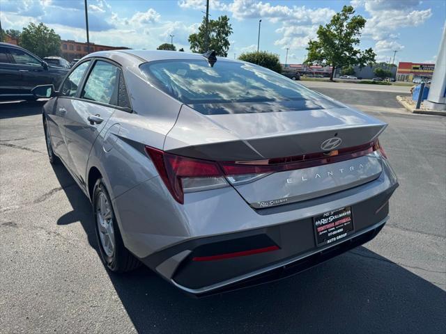Photo of 2025 Fluid Metal Hyundai ELANTRA