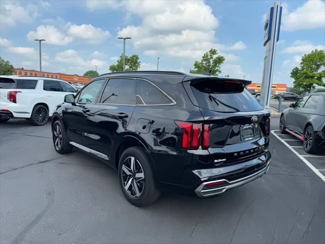Photo of 2021 Ebony Black Kia Sorento
