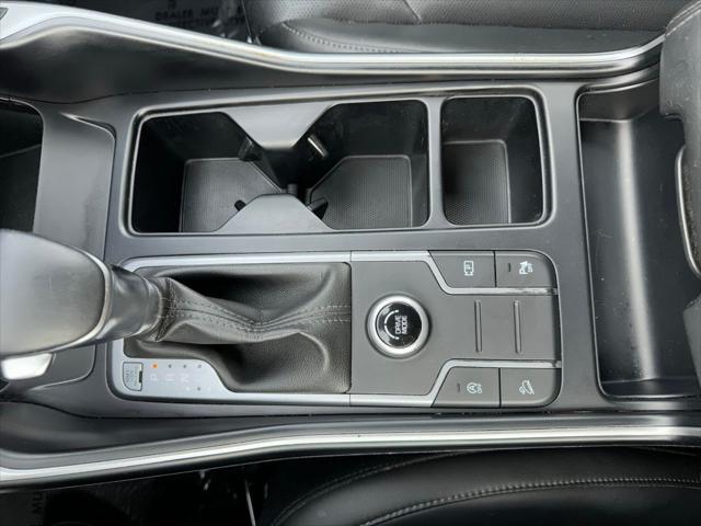 Photo of 2021 Ebony Black Kia Sorento