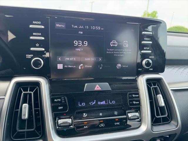 Photo of 2021 Ebony Black Kia Sorento