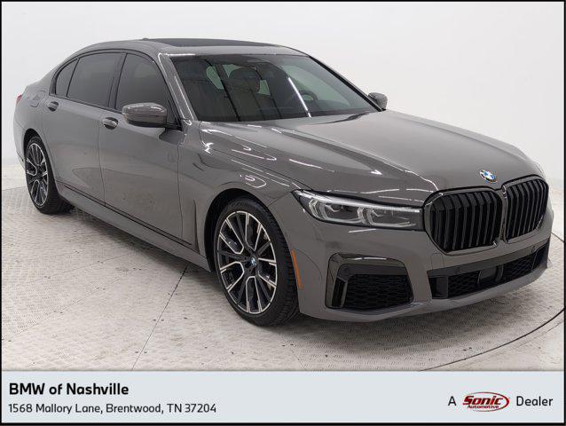 2022 BMW 740