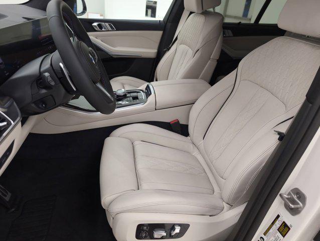 Photo of 2026 Alpine White BMW X5