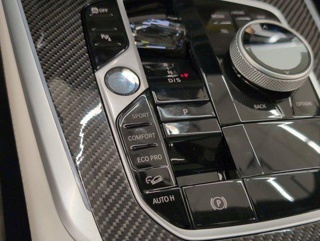 Photo of 2026 Alpine White BMW X5