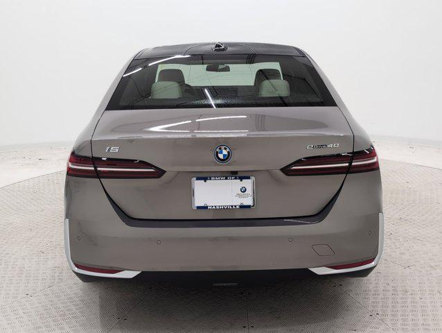 Photo of 2026 Oxide Grey Metallic BMW i5
