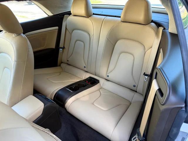 Photo of 2013 White Audi A5