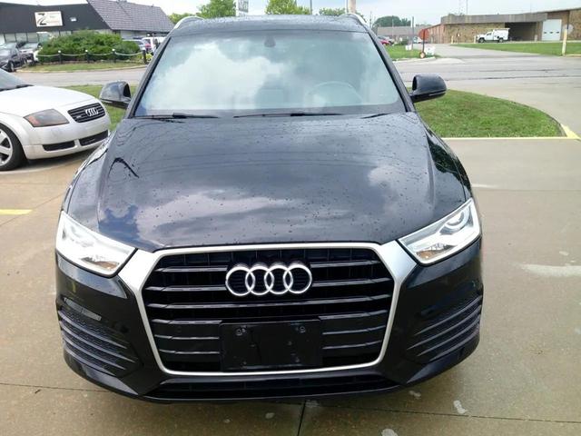 Photo of 2018 Black Audi Q3