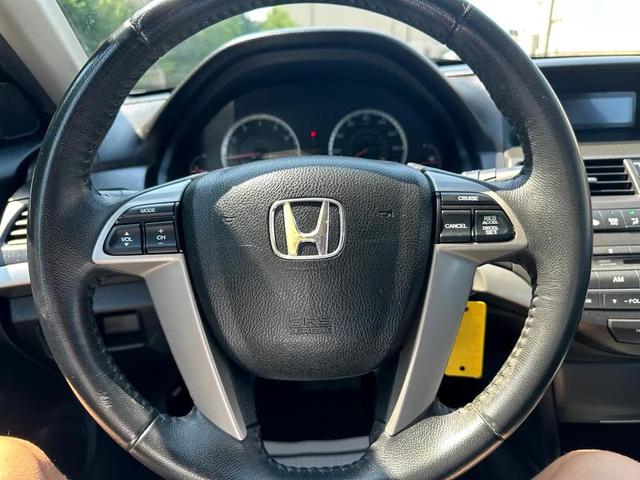 Photo of 2011 Alabaster Silver Metallic Honda Accord