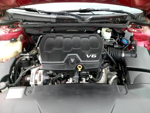 Photo of 2009 Red Buick Lucerne