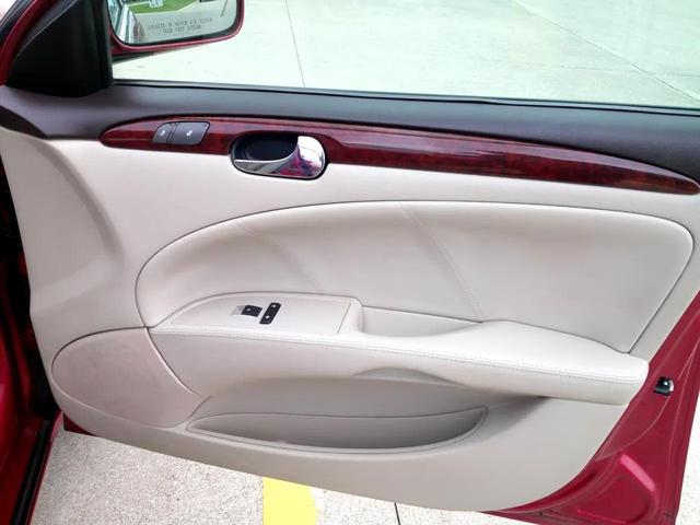 Photo of 2009 Red Buick Lucerne