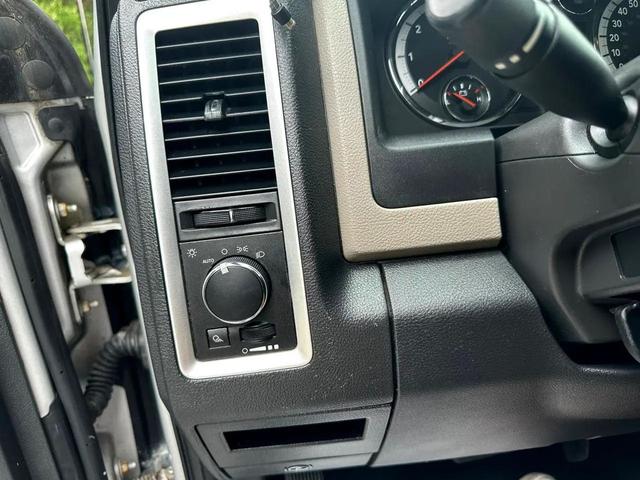 Photo of 2011 Bright Silver Metallic Clearcoat Dodge Ram 1500