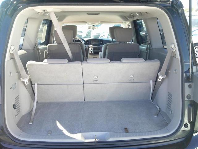 Photo of 2017 Super Black Nissan Quest