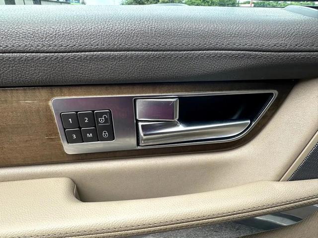 Photo of 2013 Sand Land Rover Range Rover Sport