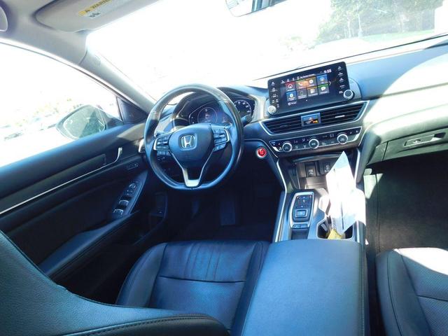 Photo of 2020 Platinum White Pearl Honda Accord