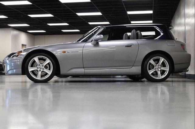 Photo of 2008 Gray Honda S2000