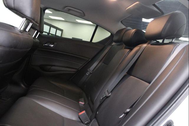 Photo of 2018 Bellanova White Pearl Acura ILX