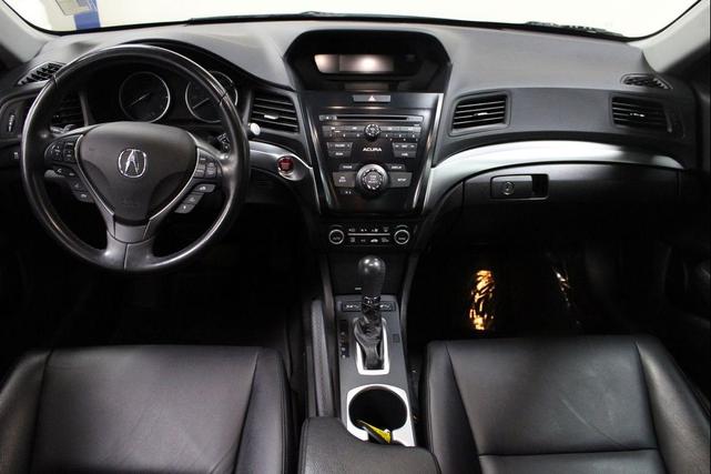 Photo of 2018 Bellanova White Pearl Acura ILX
