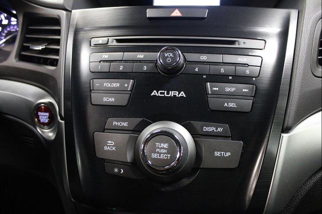 Photo of 2018 Bellanova White Pearl Acura ILX