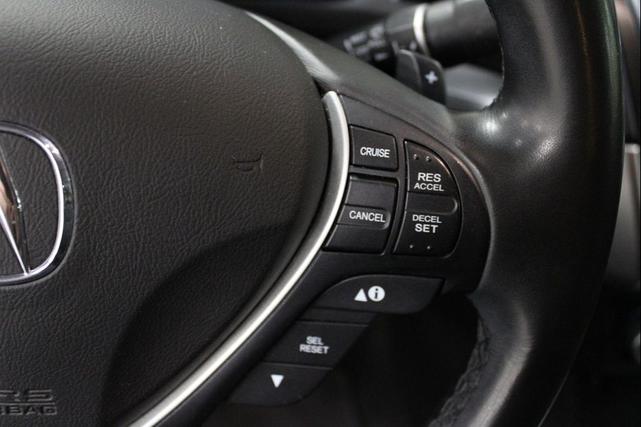 Photo of 2018 Bellanova White Pearl Acura ILX