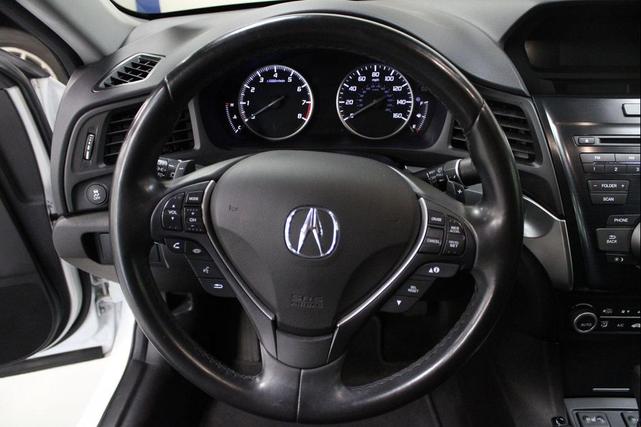 Photo of 2018 Bellanova White Pearl Acura ILX