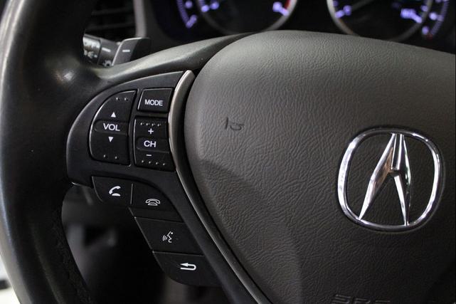 Photo of 2018 Bellanova White Pearl Acura ILX