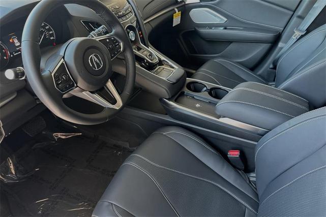 Photo of 2025 Platinum White Pearl Acura RDX