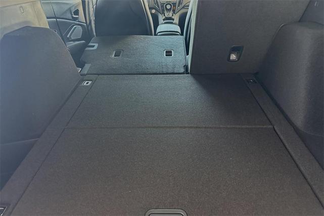 Photo of 2025 Platinum White Pearl Acura RDX