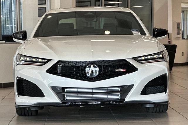 Photo of 2025 Platinum White Pearl Acura TLX
