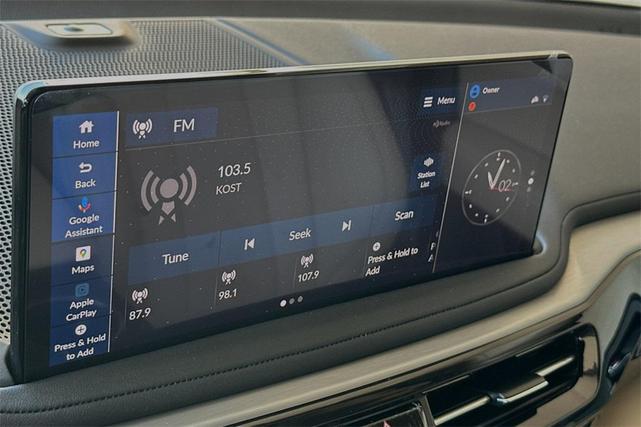 Photo of 2025 Majestic Black Pearl Acura MDX
