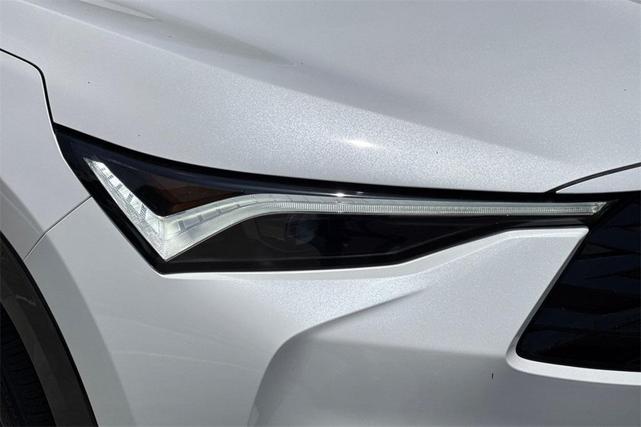 Photo of 2025 Platinum White Pearl Acura ADX