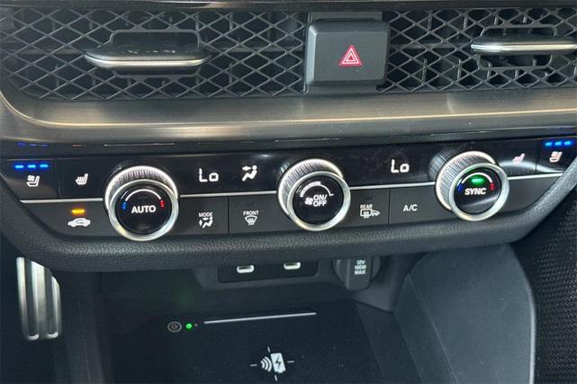 Photo of 2025 Platinum White Pearl Acura ADX