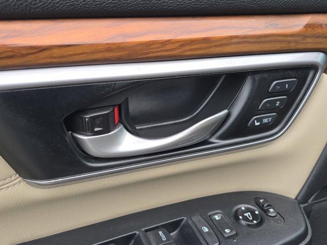Photo of 2019 Sandstorm Metallic Honda CR-V