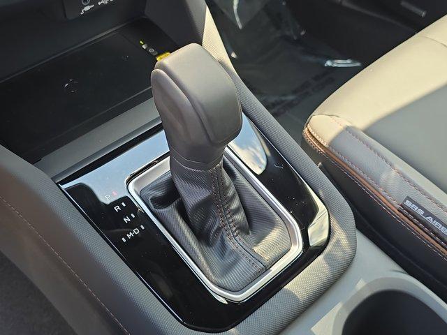 Photo of 2025 Crystal White Pearl Subaru Forester