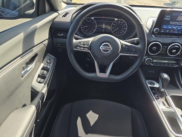 Photo of 2022 Black Nissan Sentra