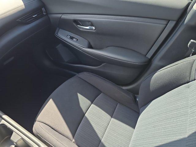 Photo of 2022 Black Nissan Sentra