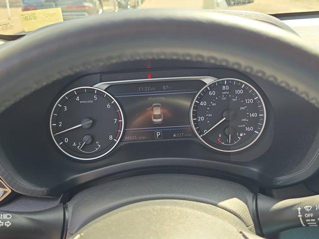 Photo of 2022 Black Nissan Sentra