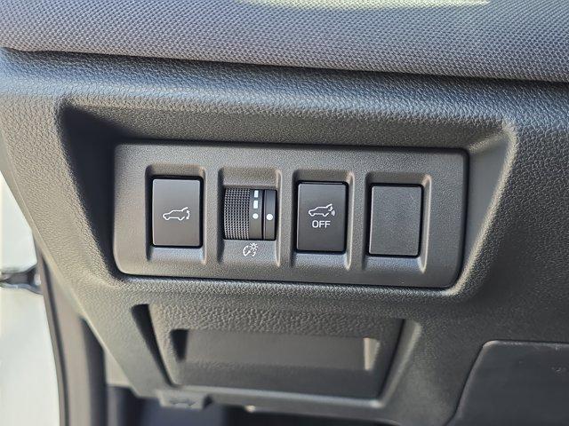 Photo of 2025 Crystal White Pearl Subaru Outback