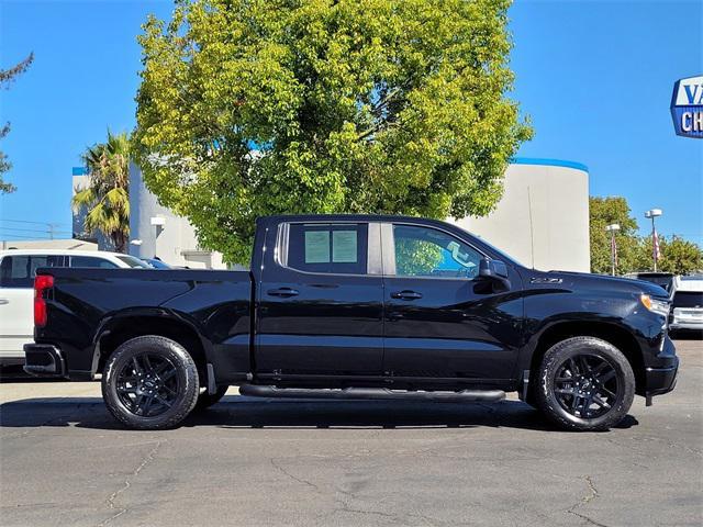 Photo of 2023 Black Chevrolet Silverado 1500