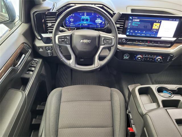 Photo of 2023 Black Chevrolet Silverado 1500