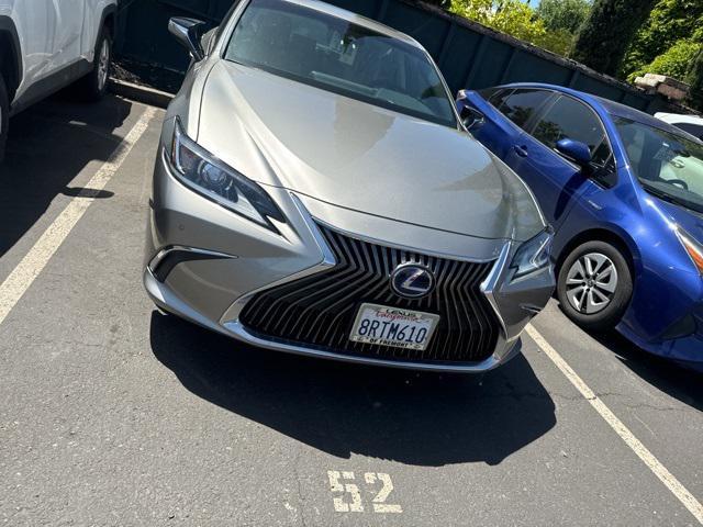 2020 Lexus Es 300h
