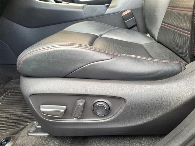 Photo of 2021 Silver Sky Metallic w/Midnight Black Roof Toyota RAV4 Prime