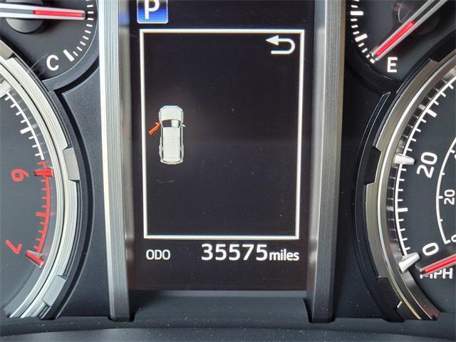 Photo of 2023 White Toyota 4Runner