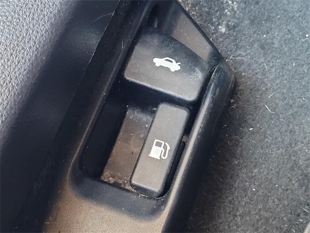 Photo of 2021 White Toyota Corolla
