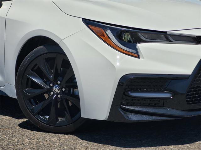 Photo of 2021 White Toyota Corolla