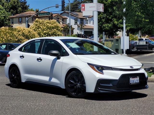 Photo of 2021 White Toyota Corolla