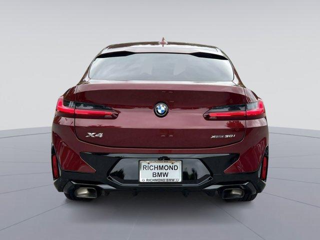 Photo of 2025 Aventurin Red Metallic BMW X4
