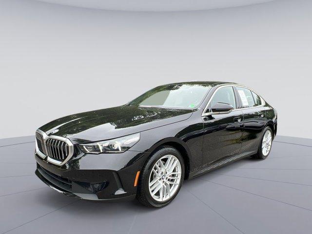 2025 BMW 530