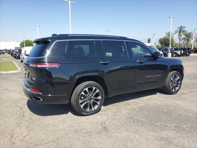 Photo of 2022 Black Jeep Grand Cherokee L