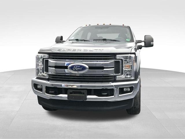 Photo of 2019 Magnetic Metallic Ford F-250